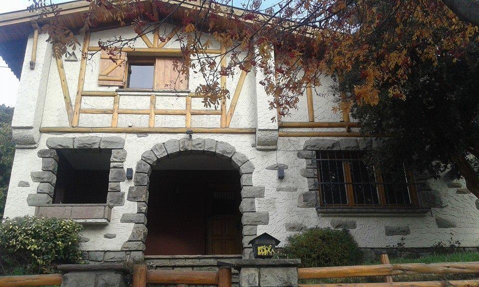 Sofi'S Hostel Сан-Карлос-де-Барілоче Екстер'єр фото